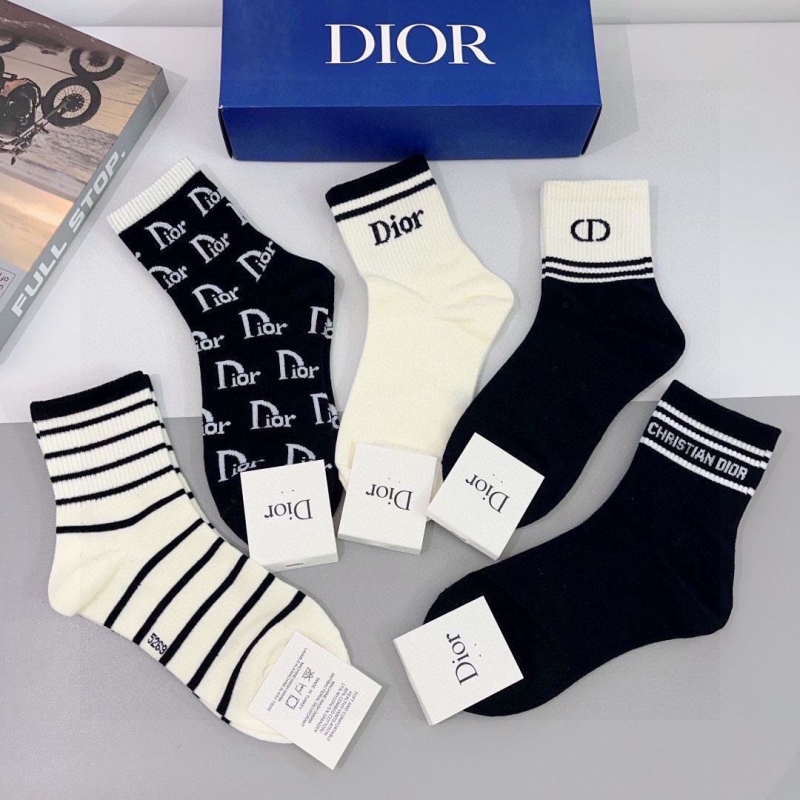 DIOR